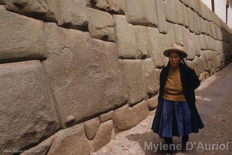 Piedra de los Doce ngulos o HatunRumiyoc, Cuzco