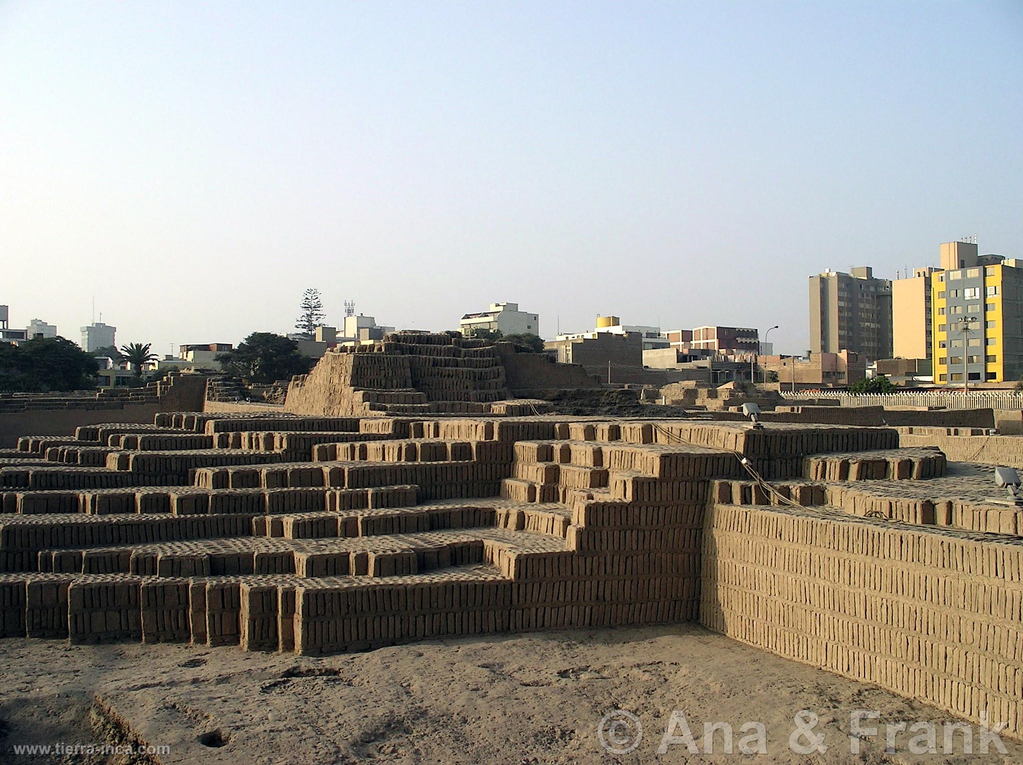 Huaca, Lima