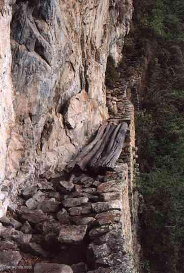 Puente Inca, Camino Inca