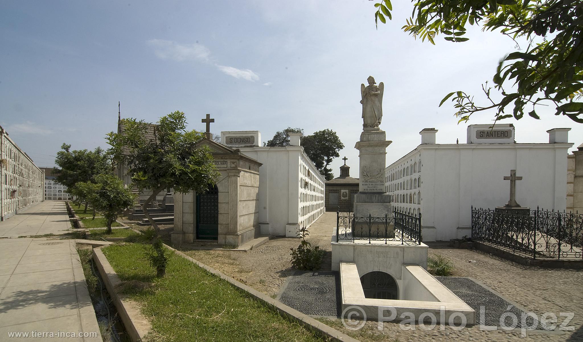 Cementerio Presbtero Maestro