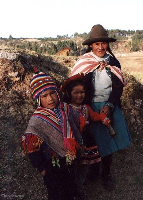 Familia cerca de Cusco, Cuzco