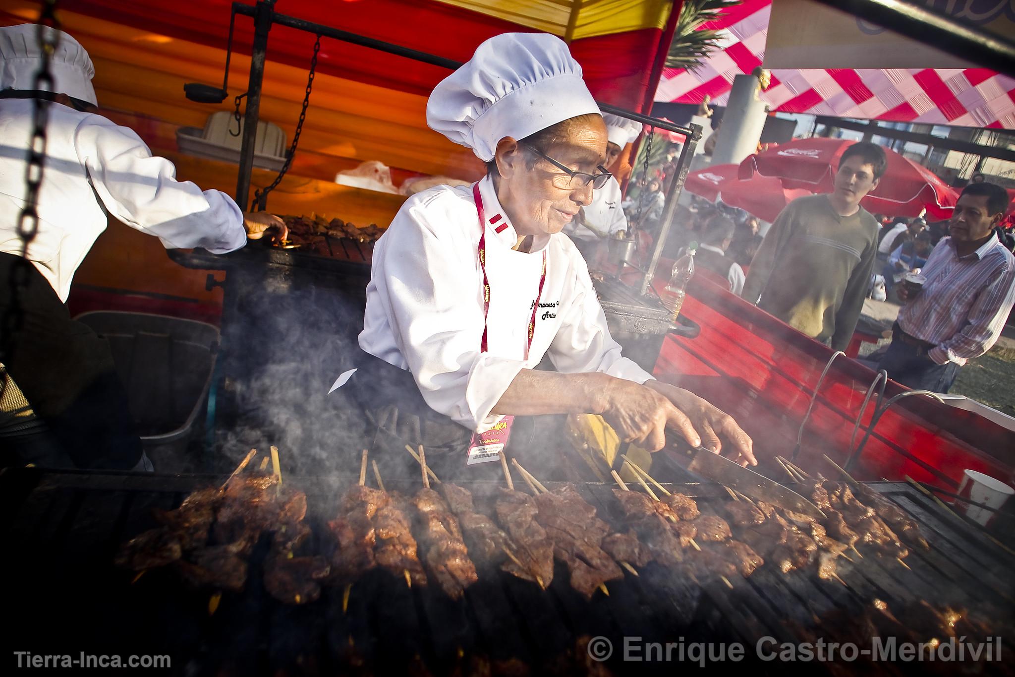 Peraracin de anticuchos