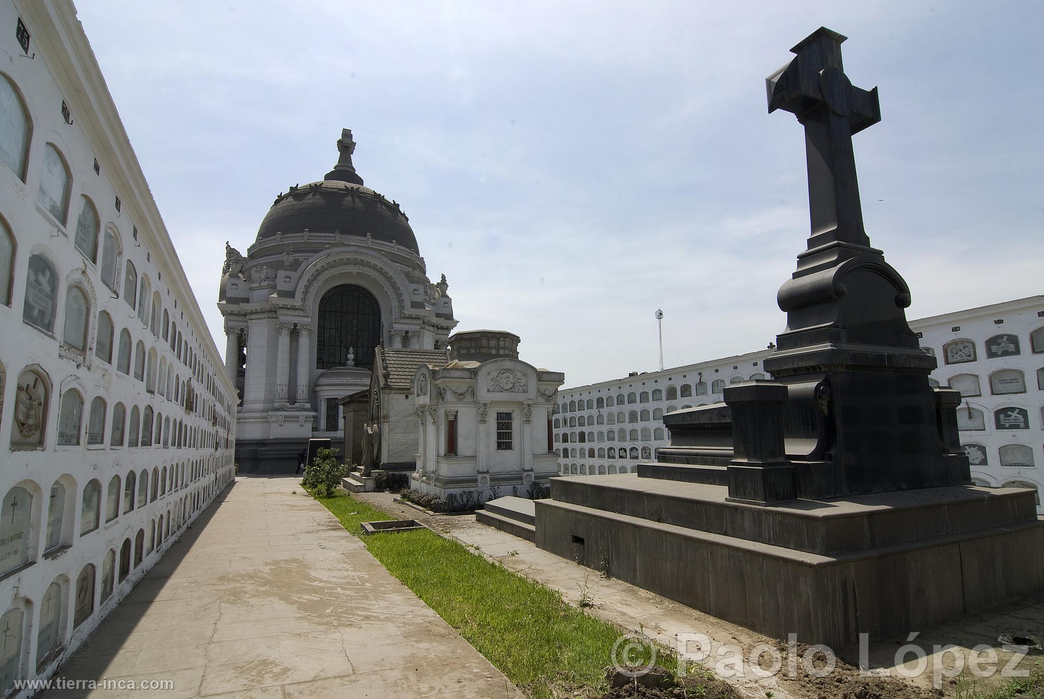 Cementerio Presbtero Maestro