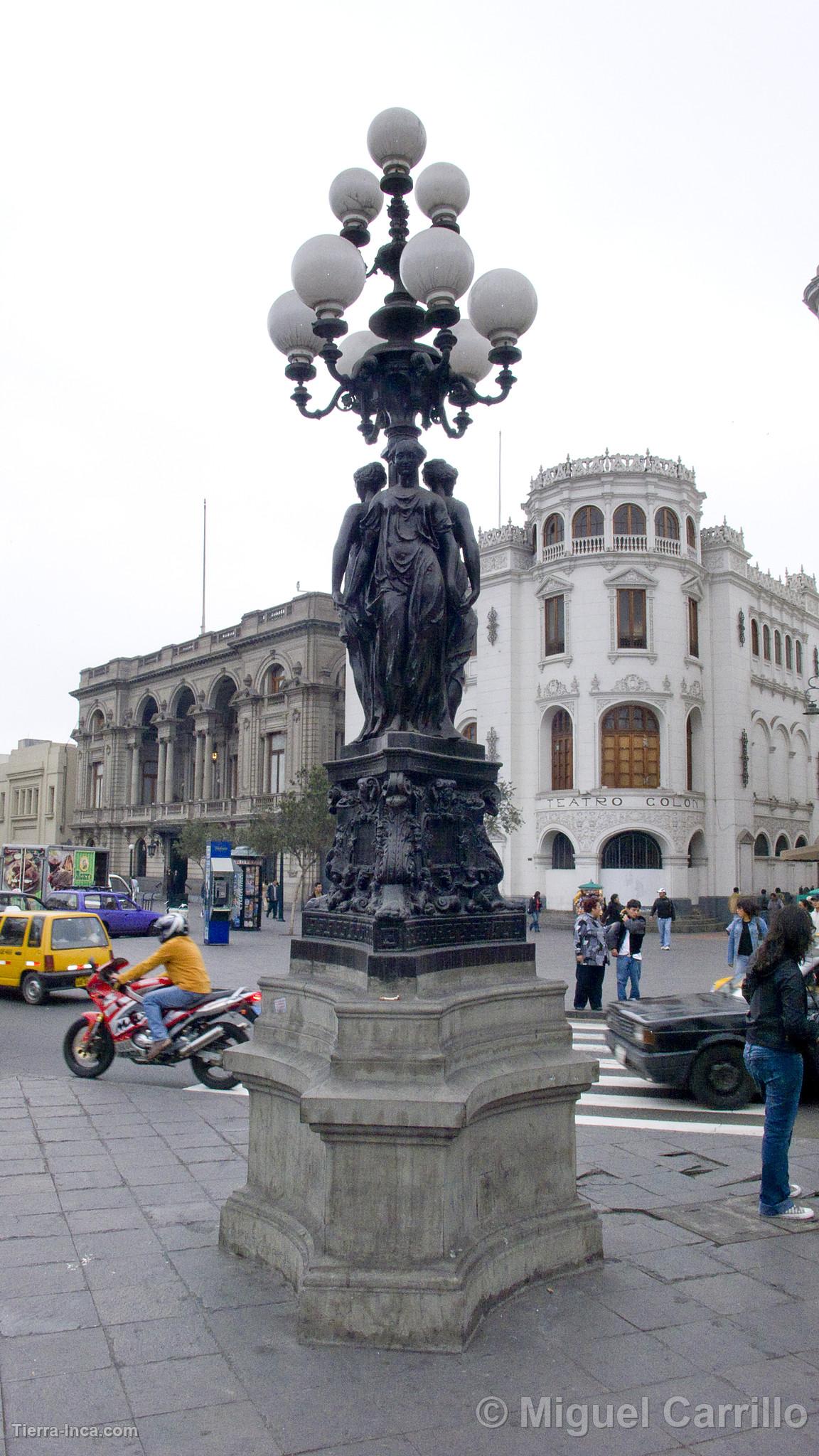 Plaza San Martn, Lima