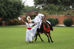 La Marinera y el caballo de paso