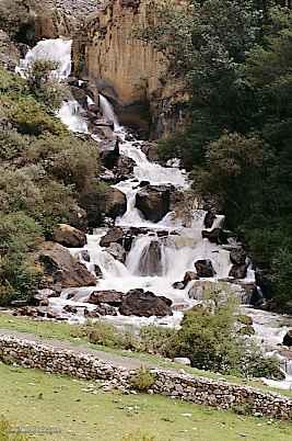 Caída de agua en Huancahuasi
