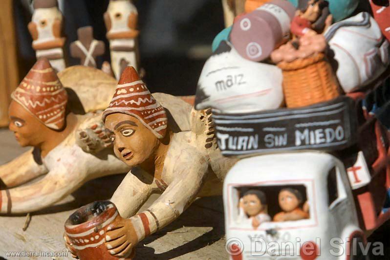 Detalle de ceramios de artesanía, Quinua