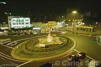 Ovalo de Miraflores, Lima