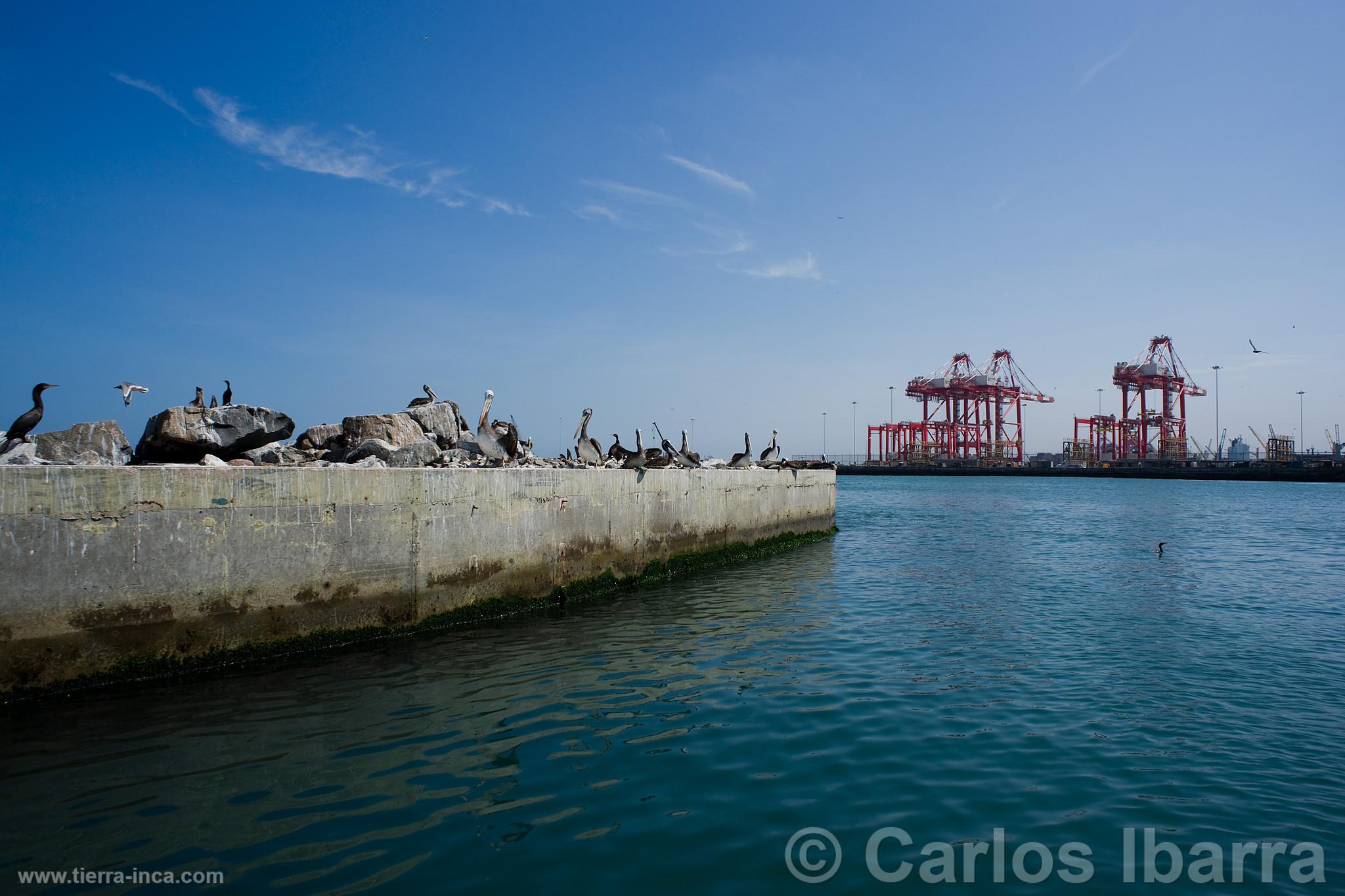 Muelle Sur del puerto del Callao
