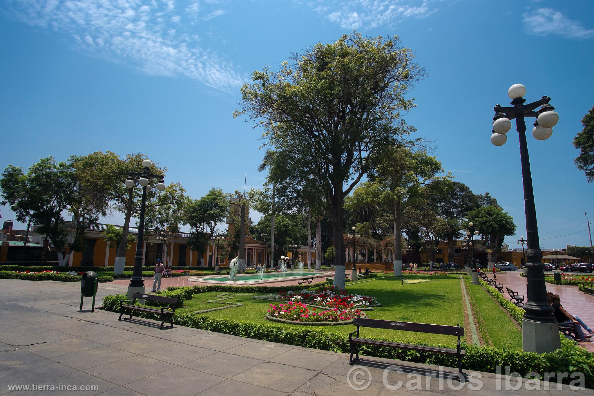 Plaza de Barranco, Lima