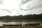 Botes en el río Manu