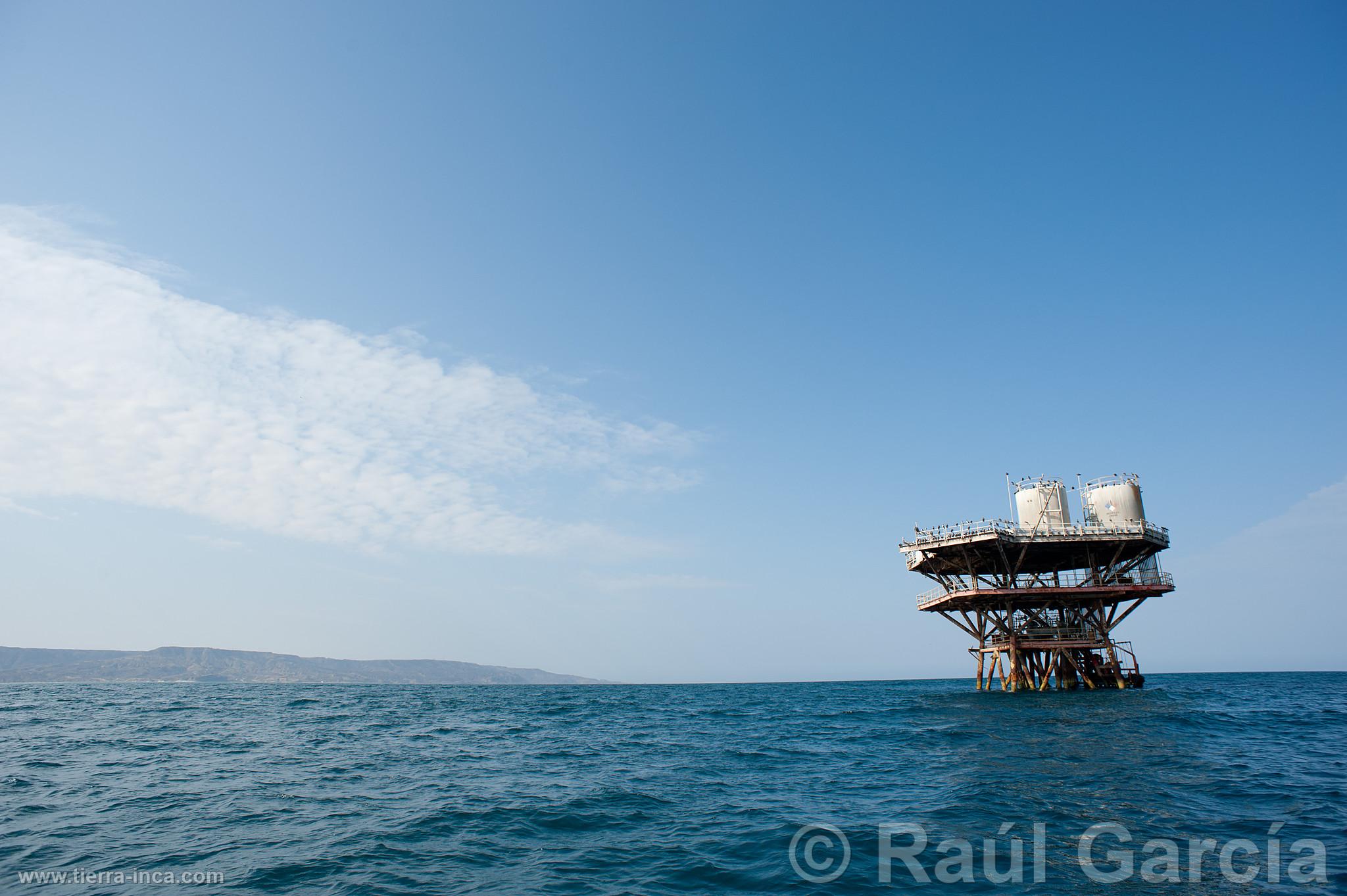 Plataforma en el mar de Mncora