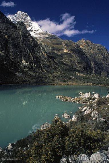 Laguna de Llanganuco