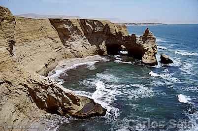 La Catedral, Paracas