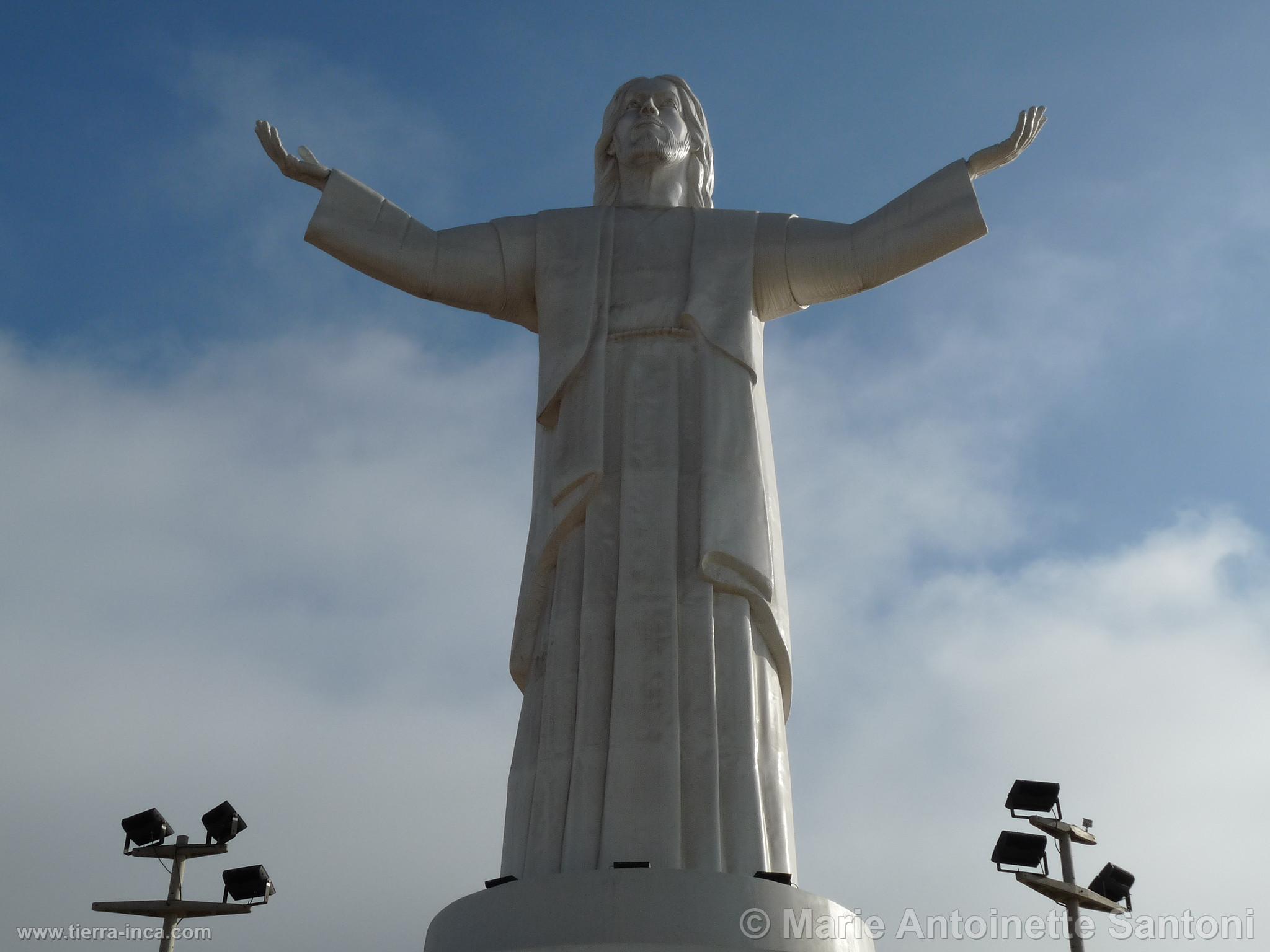 El Cristo del Pacifico, Lima