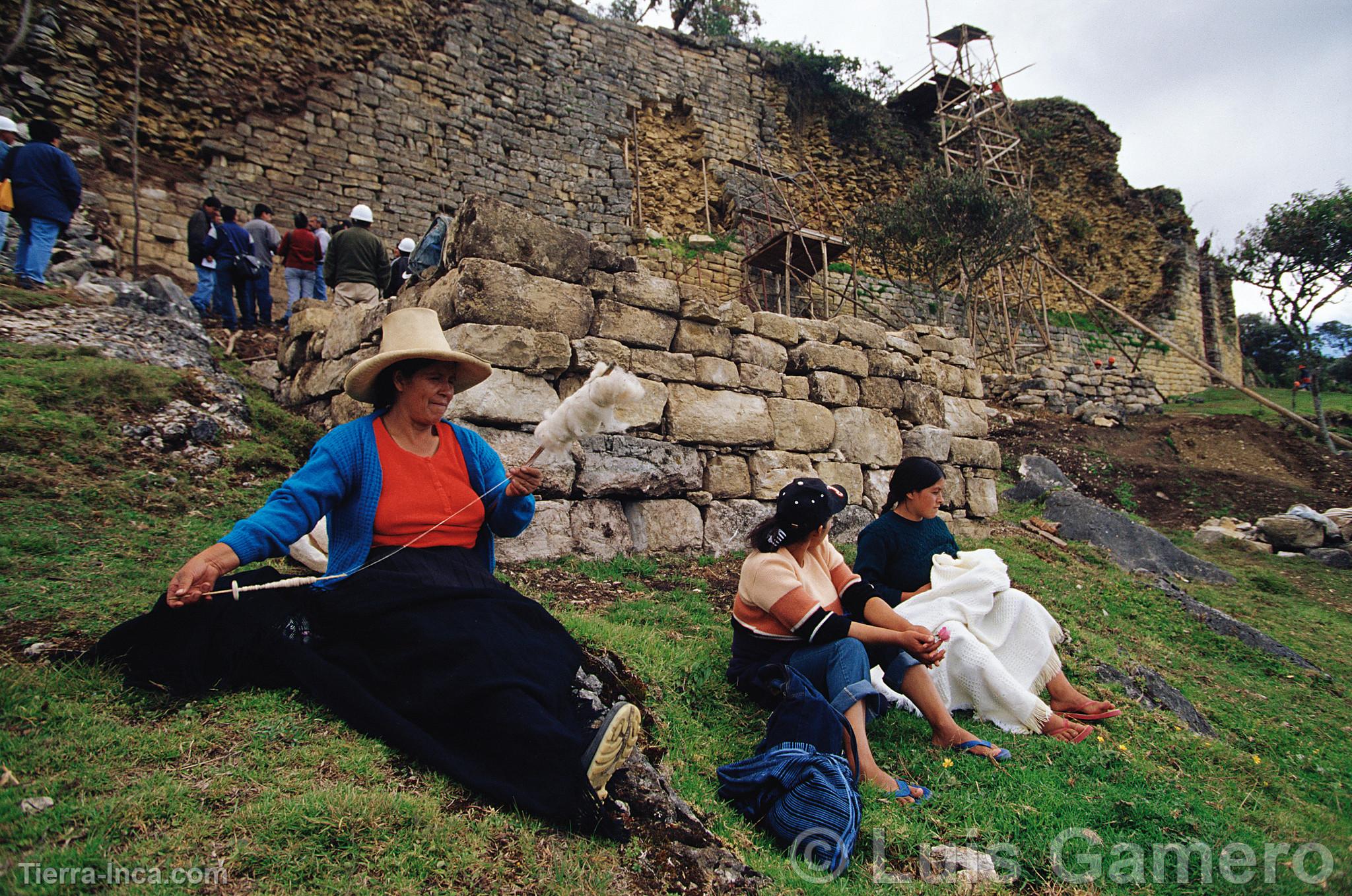 Artesanos en la fortaleza de Kuelap, Kulap