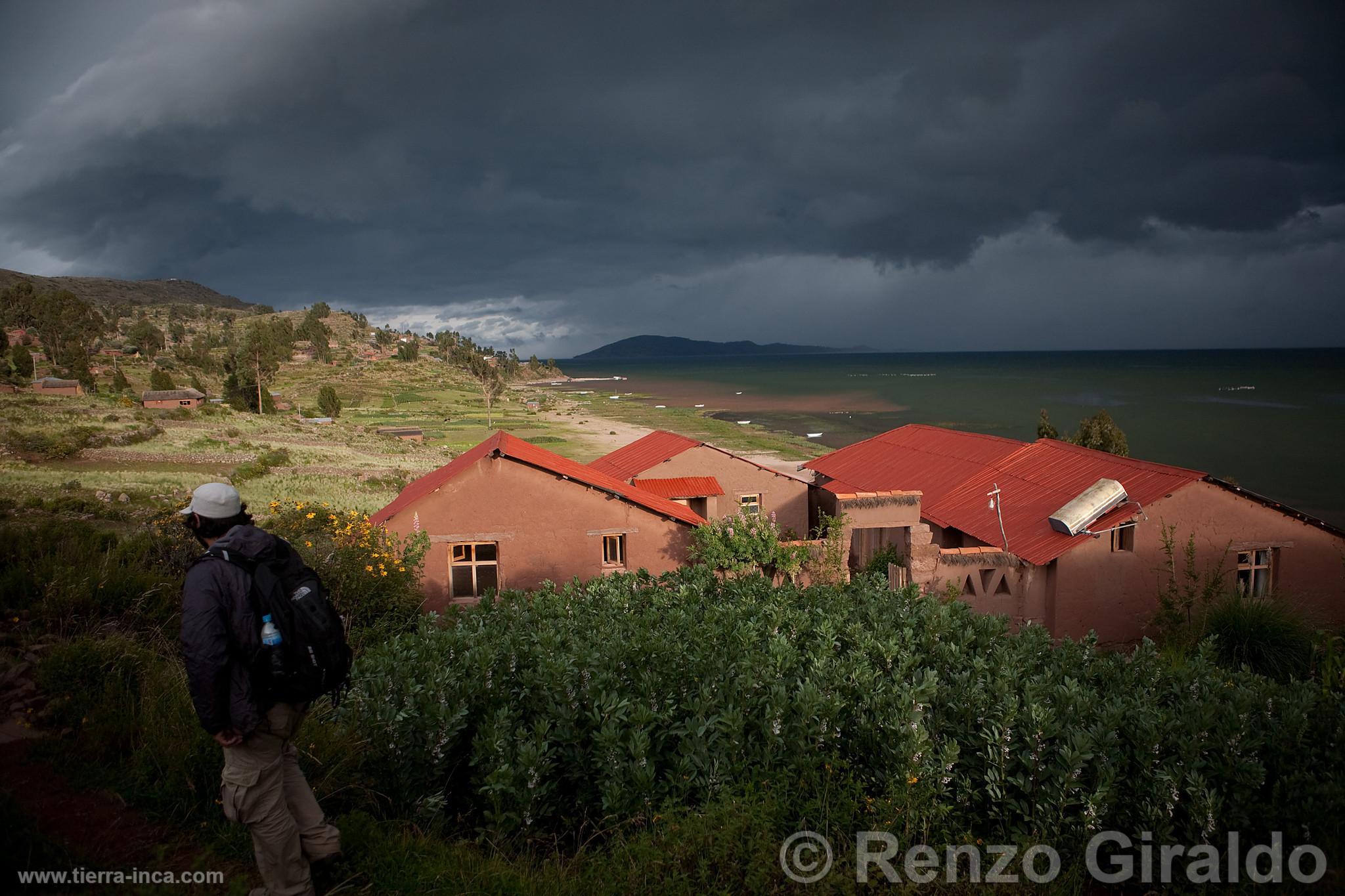 Isla Taquile en el Lago Titicaca