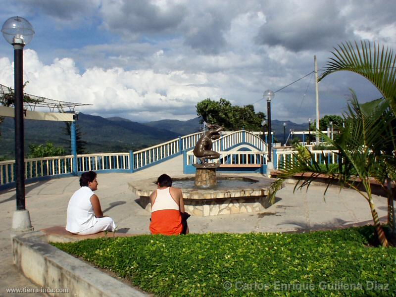 Punta de Tahuisco, boulevar (Moyobamba)