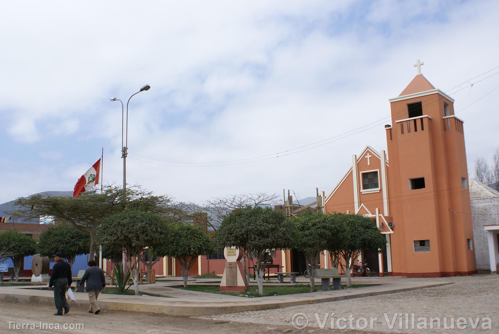 Plaza de los Fundadores en Azpitia