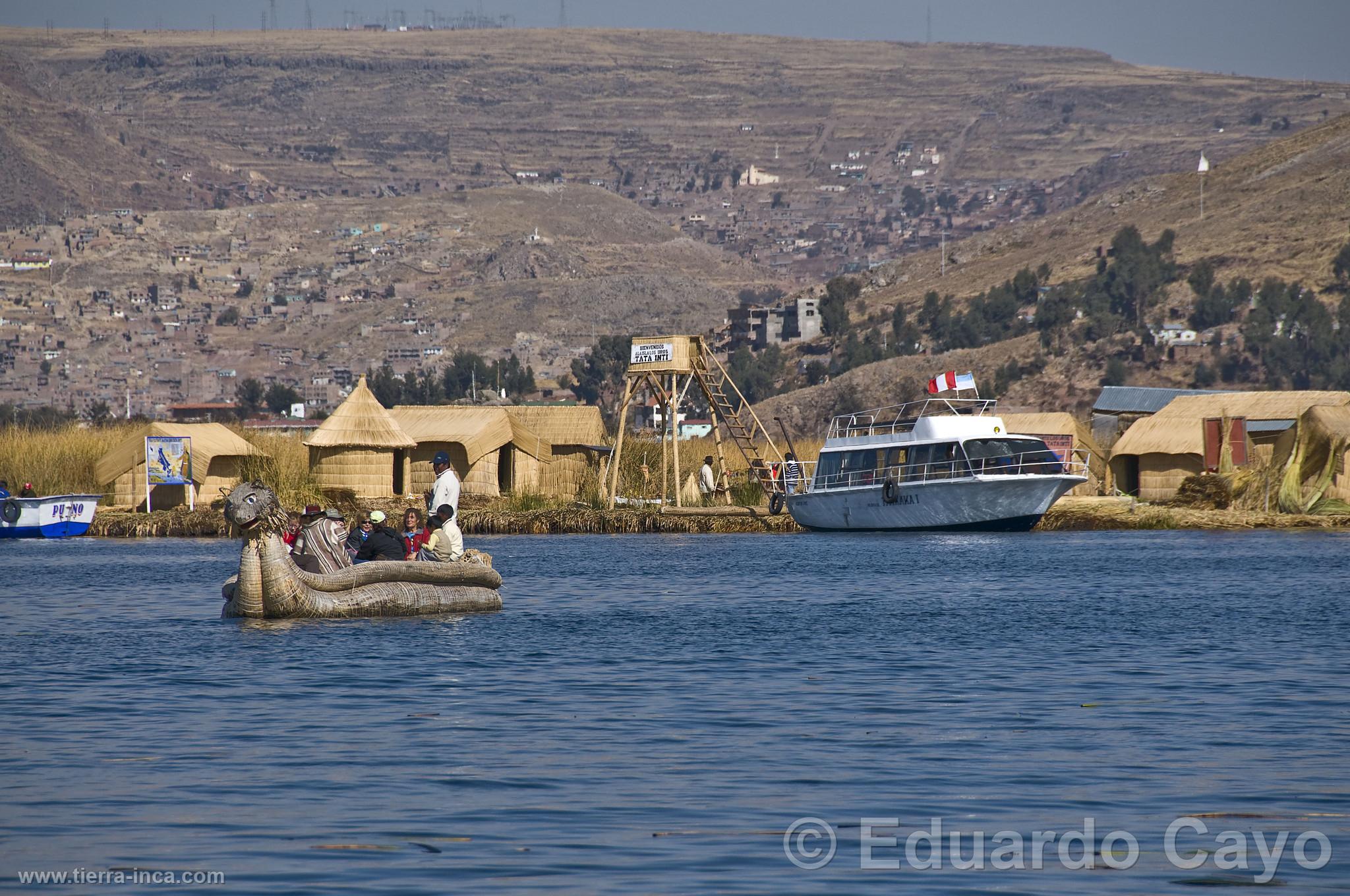 Islas de los Uros en el Lago Titicaca