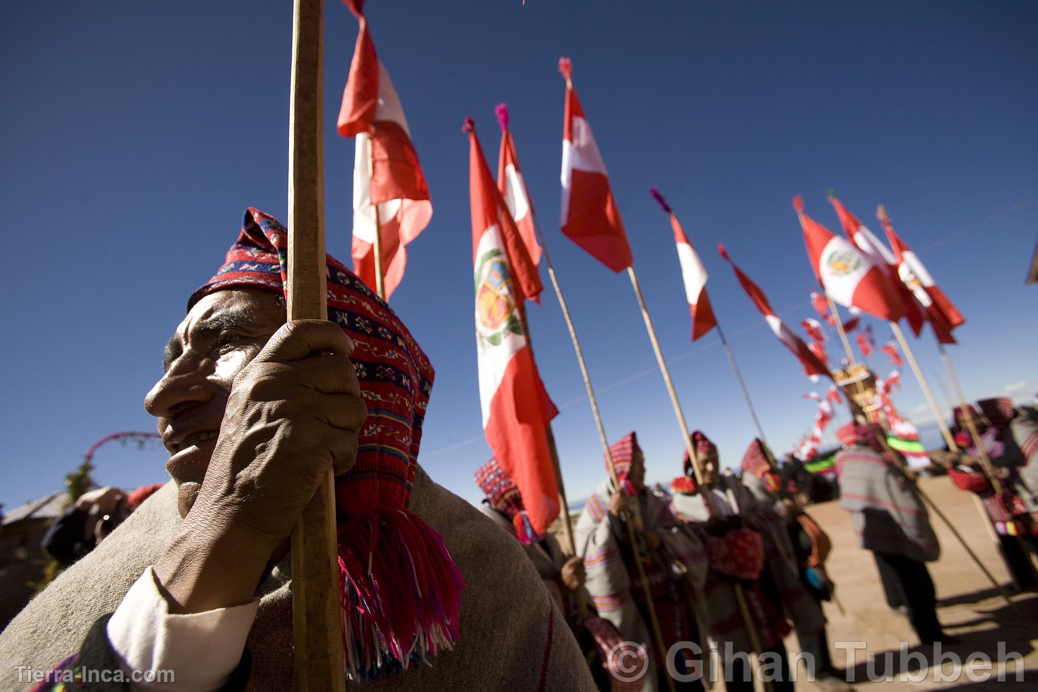 Pobladores de la Isla Taquile