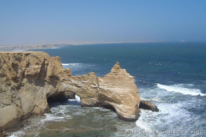 La Catedral, Paracas