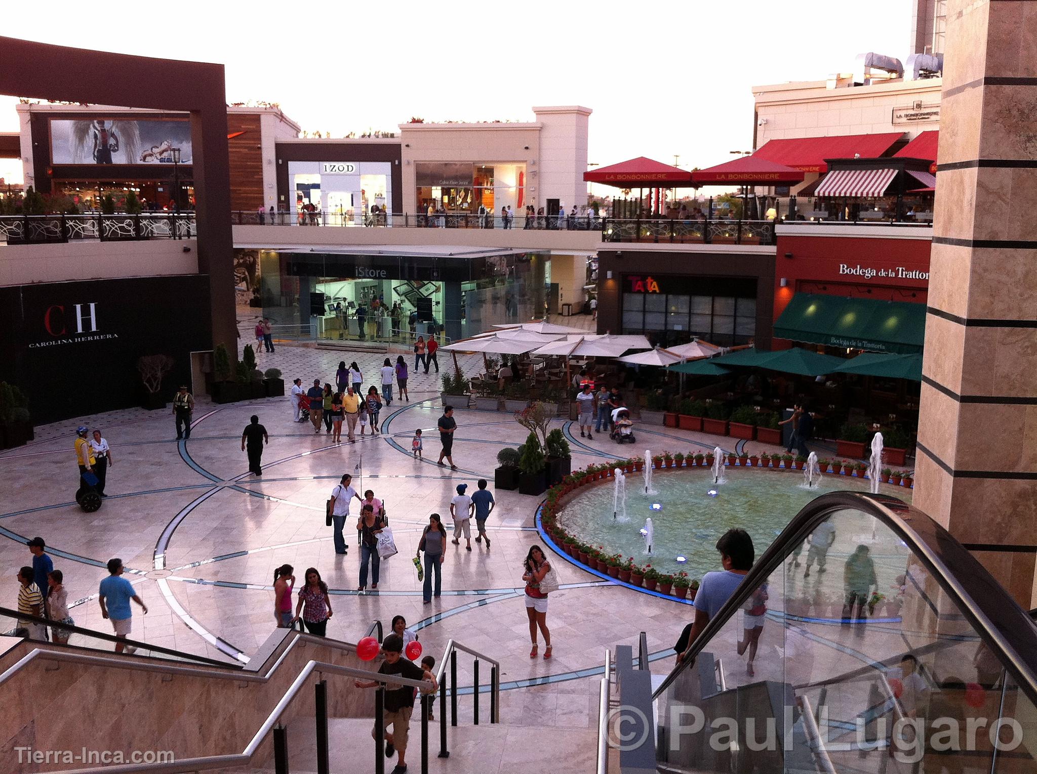 Jockey Plaza, Lima