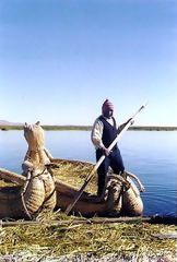 Caballito de totora (balsa), Uros