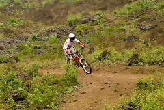 Ciclismo en las Lomas de Lcumo