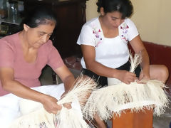 Artesanías en paja