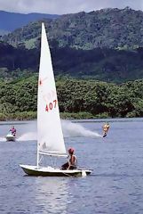 Ski acutico en la Laguna Azul